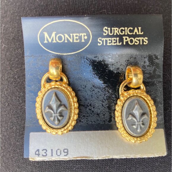 Vintage Monet Gold Tone Fleur De Lis Dangle Earrings 90s Regencycore Feminine - Picture 1 of 8